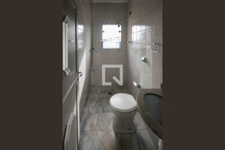 Banheiro 02 de casa para alugar com 1 quarto, 800m² em Vila Tolstoi, São Paulo