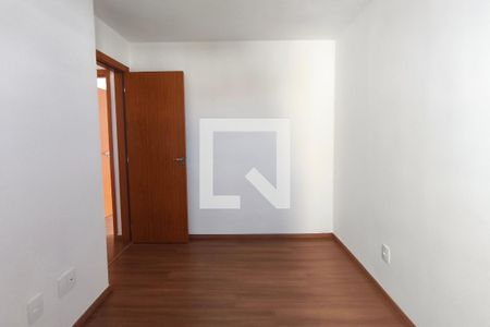 Quarto 2 de apartamento para alugar com 2 quartos, 43m² em Vila Satúrnia, Campinas