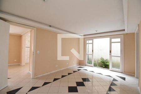 Sala 2 de casa à venda com 7 quartos, 432m² em Pilarzinho, Curitiba