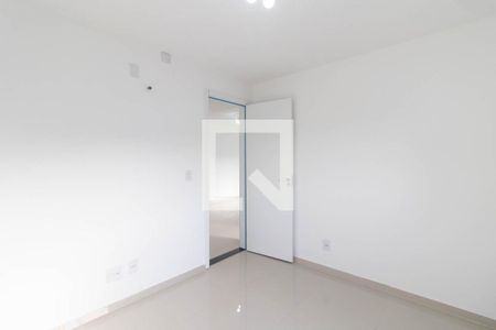 Quarto 2 de apartamento para alugar com 2 quartos, 49m² em Vila Nova, Porto Alegre