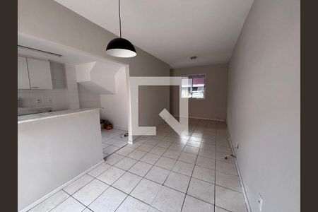 Sala de casa de condomínio à venda com 3 quartos, 85m² em Vargem Grande, Rio de Janeiro