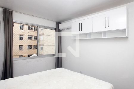 Quarto 1 de apartamento para alugar com 2 quartos, 56m² em Centro Histórico, Porto Alegre