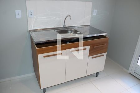 Casa de Condomínio para alugar com 2 quartos, 50m² em Jardim dos Pereiras (caucaia do Alto), Cotia