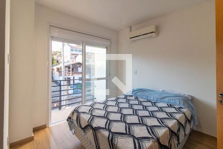 Quarto 1 de casa à venda com 3 quartos, 142m² em Espírito Santo, Porto Alegre