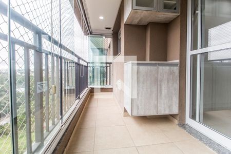 Varanda de apartamento para alugar com 2 quartos, 76m² em Jardim Tupanci, Barueri