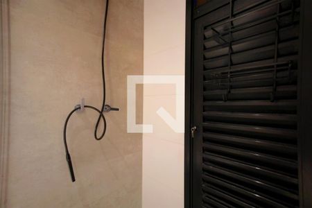 Banheiro de kitnet/studio à venda com 1 quarto, 39m² em Cruzeiro, Belo Horizonte