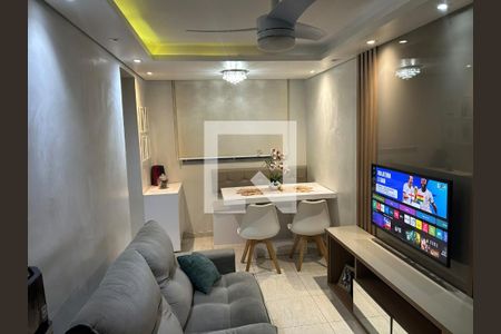 Sala de apartamento para alugar com 2 quartos, 45m² em Vila Campos Sales, Campinas