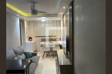 Sala de apartamento para alugar com 2 quartos, 45m² em Vila Campos Sales, Campinas