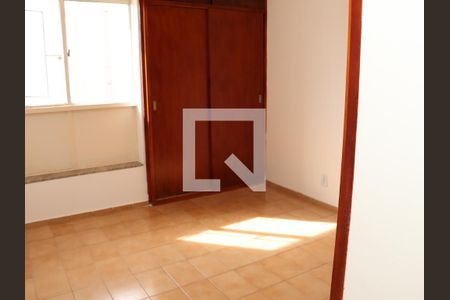 Apartamento para alugar com 2 quartos, 82m² em Vila São João, Goiânia