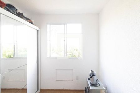 Quarto 1 de apartamento para alugar com 2 quartos, 43m² em Santa Cruz, Rio de Janeiro
