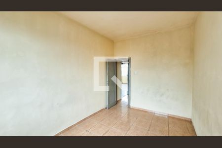 Quarto 1 de apartamento para alugar com 2 quartos, 58m² em Parada de Lucas, Rio de Janeiro