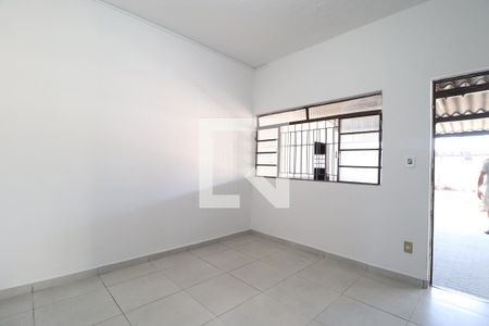 Casa para alugar com 2 quartos, 100m² em Brasil, Uberlândia