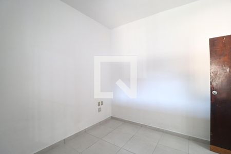 Quarto 1 de casa para alugar com 2 quartos, 100m² em Brasil, Uberlândia