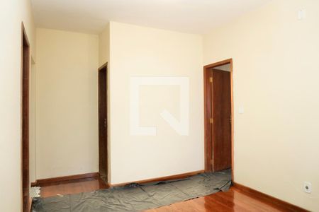 Sala de Jantar de casa para alugar com 2 quartos, 100m² em Cachoeirinha, Belo Horizonte