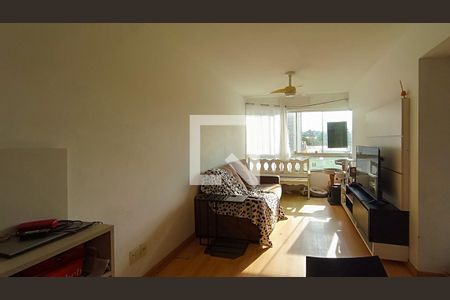 Apartamento à venda com 2 quartos, 57m² em Cavalhada, Porto Alegre