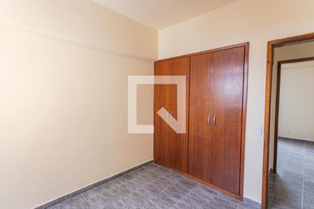 Quarto 1 de apartamento para alugar com 2 quartos, 83m² em Ipiranga, Belo Horizonte