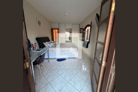 Quarto de casa para alugar com 3 quartos, 127m² em Jardim Macedonia, Embu das Artes