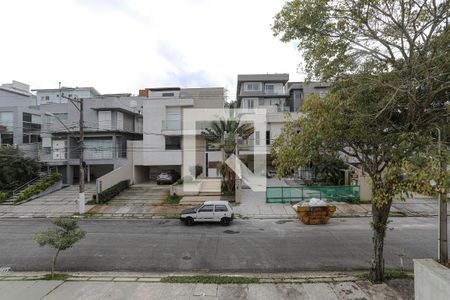 Casa para alugar com 4 quartos, 300m² em Vila Oliveira, Mogi das Cruzes