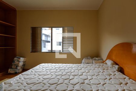 Quarto 1 de casa para alugar com 4 quartos, 300m² em Vila Oliveira, Mogi das Cruzes