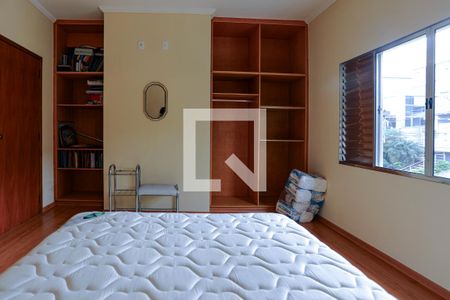 Quarto 1 de casa para alugar com 4 quartos, 300m² em Vila Oliveira, Mogi das Cruzes