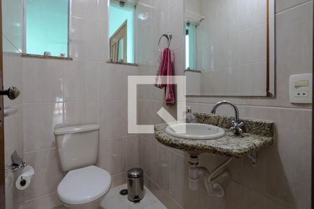 Lavabo de casa para alugar com 4 quartos, 300m² em Vila Oliveira, Mogi das Cruzes