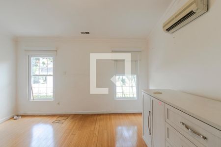 Suíte de casa de condomínio para alugar com 4 quartos, 220m² em Brooklin, São Paulo