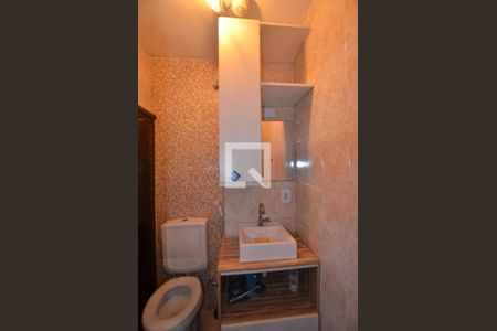 Banheiro de apartamento para alugar com 1 quarto, 32m² em Vila Valqueire, Rio de Janeiro