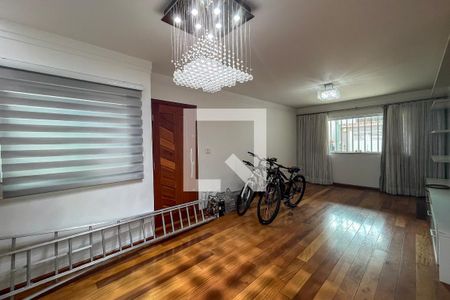 Sala de casa para alugar com 4 quartos, 250m² em Vila Dom Pedro I, São Paulo
