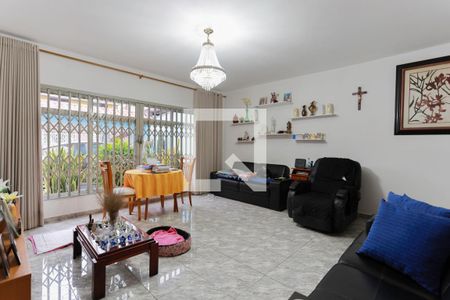 Casa à venda com 4 quartos, 251m² em Vila Palmeiras, São Paulo