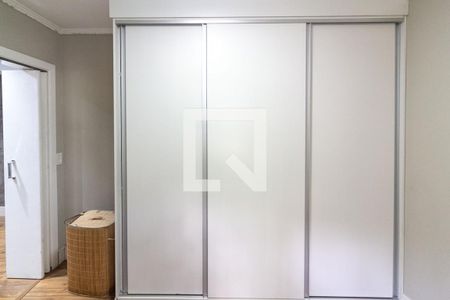 Quarto 1 de apartamento para alugar com 2 quartos, 55m² em Jardim Taquaral, São Paulo
