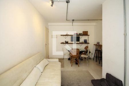 Sala de apartamento para alugar com 2 quartos, 50m² em Jardim Santa Izabel, Cotia