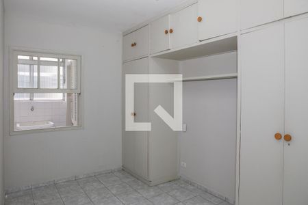 Quarto 2 de apartamento para alugar com 2 quartos, 70m² em Sumarezinho, São Paulo