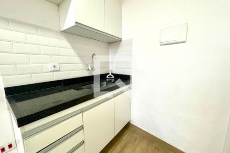 Sala/Cozinha de casa de condomínio para alugar com 1 quarto, 45m² em Vila Anglo Brasileira, São Paulo