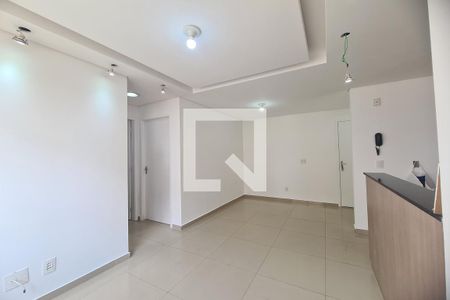Sala de apartamento para alugar com 2 quartos, 47m² em Jardim Santa Barbara, São Paulo