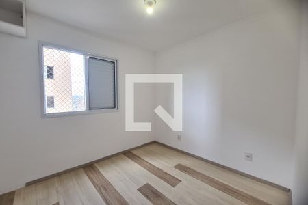 Quarto 1 de apartamento para alugar com 2 quartos, 47m² em Jardim Santa Barbara, São Paulo