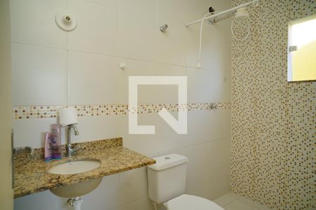 Banheiro do Quarto 1 de casa para alugar com 2 quartos, 225m² em Caxito Pequeno, Maricá