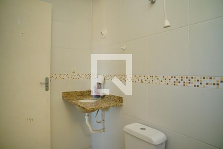 Banheiro do Quarto 1 de casa para alugar com 2 quartos, 225m² em Caxito Pequeno, Maricá