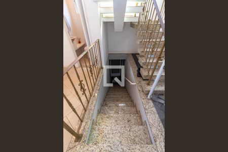 Escada Interna da Garagem de casa à venda com 3 quartos, 252m² em Casa Verde, São Paulo