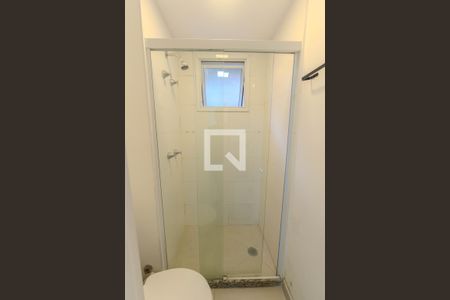Banheiro de kitnet/studio para alugar com 1 quarto, 18m² em Bela Vista, São Paulo