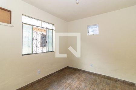 Quarto 2 de casa para alugar com 2 quartos, 32m² em Padre Miguel, Rio de Janeiro