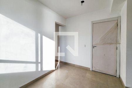 Sala de apartamento para alugar com 2 quartos, 45m² em Santo Cristo, Rio de Janeiro
