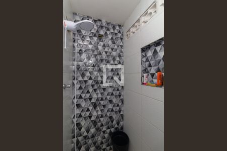Banheiro de casa para alugar com 1 quarto, 70m² em Jardim Helena, São Paulo