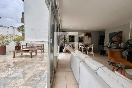 Sala  de apartamento à venda com 3 quartos, 248m² em Leblon, Rio de Janeiro