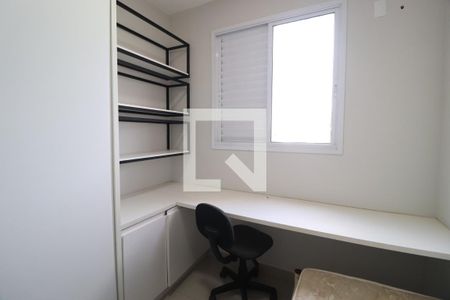 Quarto 1 de apartamento para alugar com 2 quartos, 78m² em Santa Mônica, Uberlândia