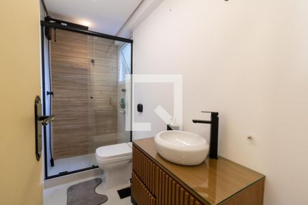 Banheiro de apartamento à venda com 3 quartos, 121m² em Centro Histórico, Porto Alegre