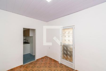 Sala de casa para alugar com 3 quartos, 75m² em Penha Circular, Rio de Janeiro
