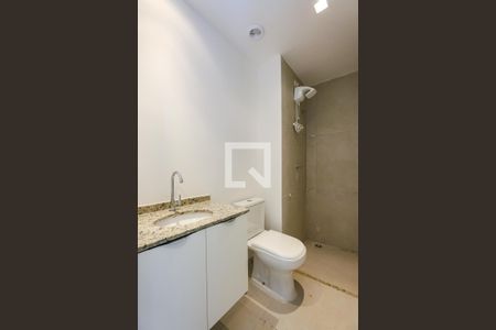 Banheiro de apartamento à venda com 1 quarto, 29m² em Vila Andrade, São Paulo