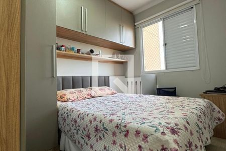 Quarto 2 de apartamento para alugar com 2 quartos, 43m² em Jardim Record, Taboão da Serra