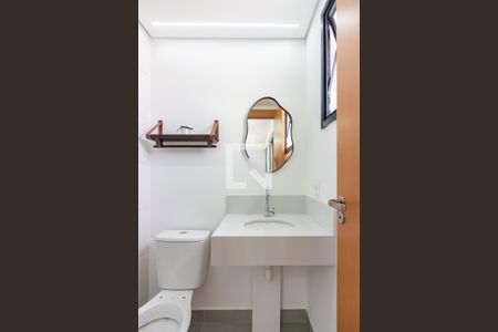 Banheiro de apartamento à venda com 1 quarto, 25m² em Centro, Osasco