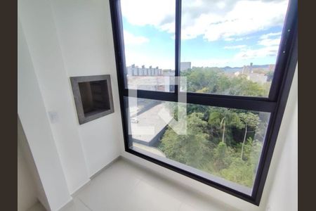 Sala / Cozinha  de apartamento para alugar com 2 quartos, 57m² em Serraria, São José